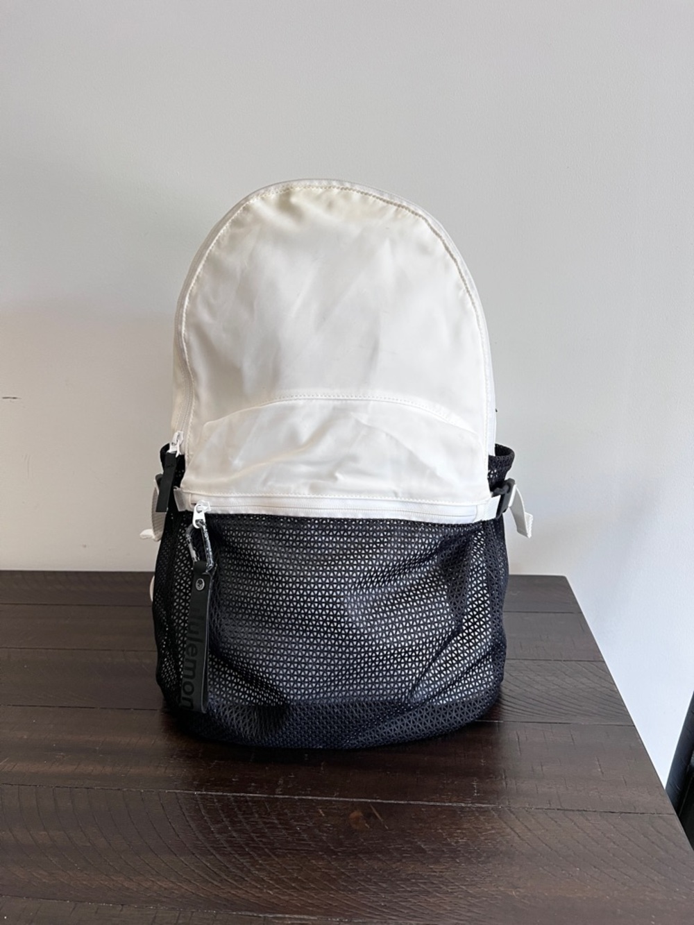 Lululemon All Hours Backpack - Picture 3 of 8